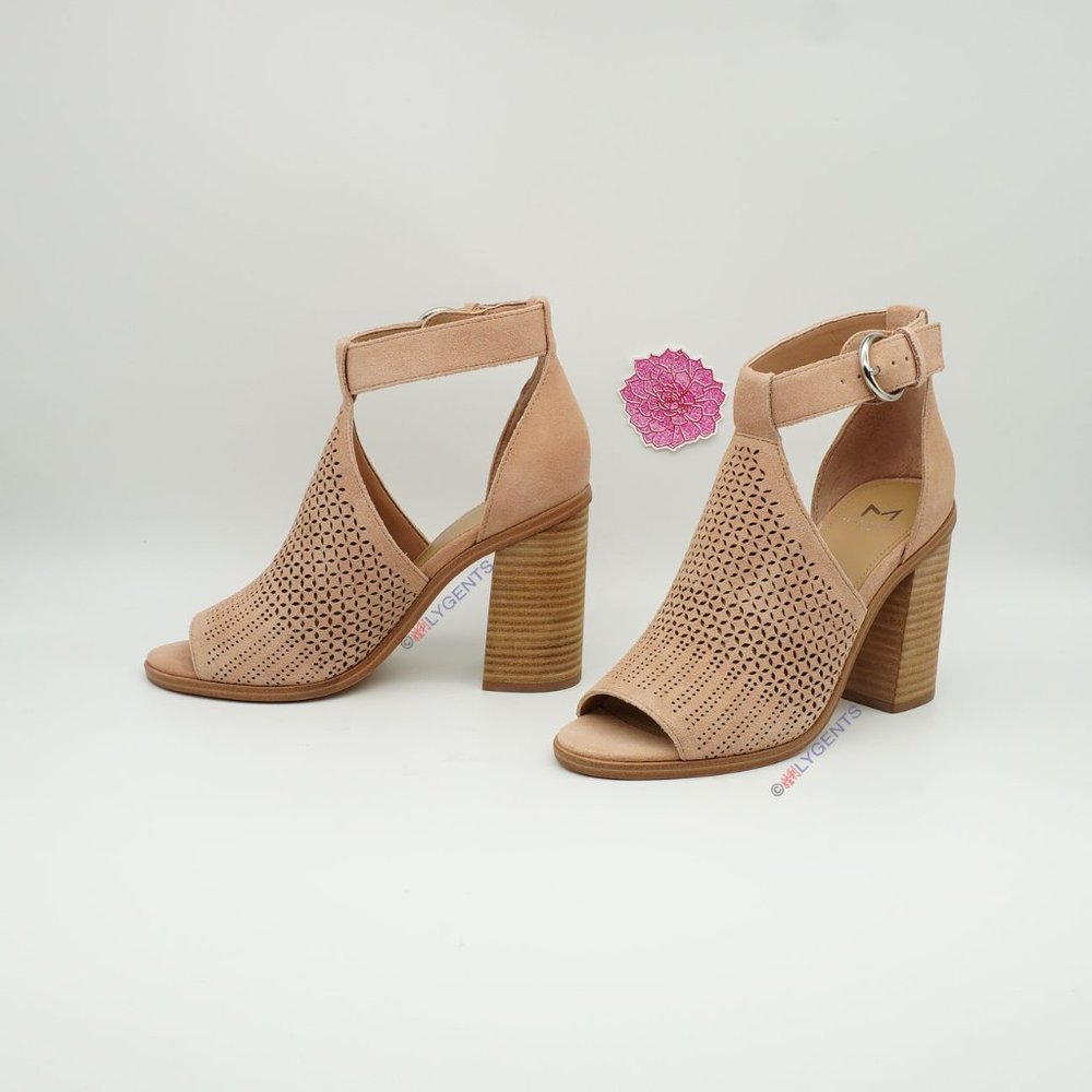 Marc Fisher Pink 7M Heels NEW